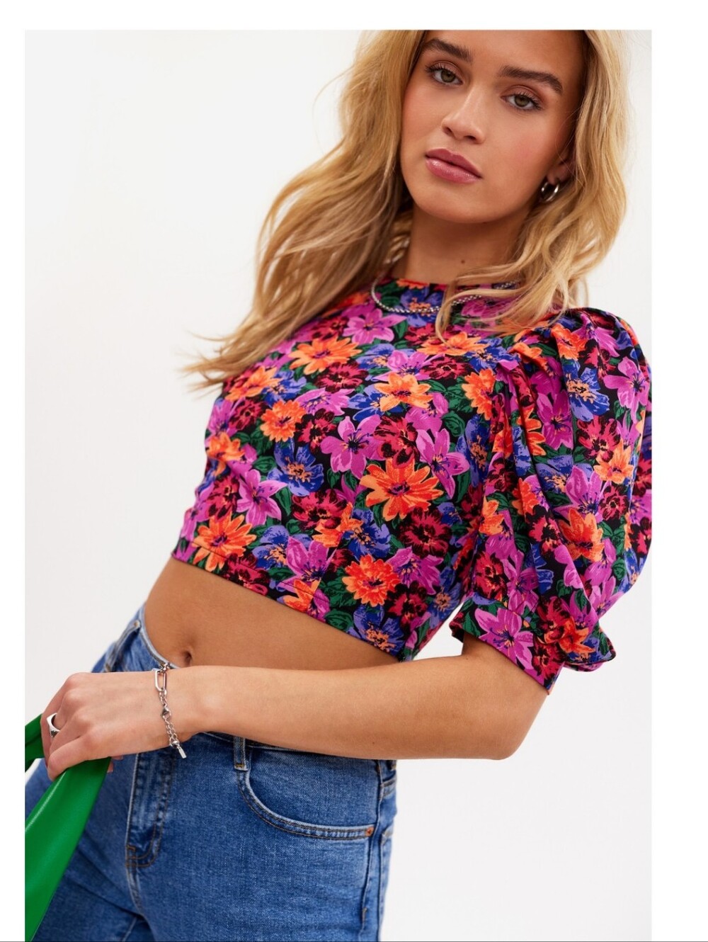 Floral Puff Sleeve Crop Top